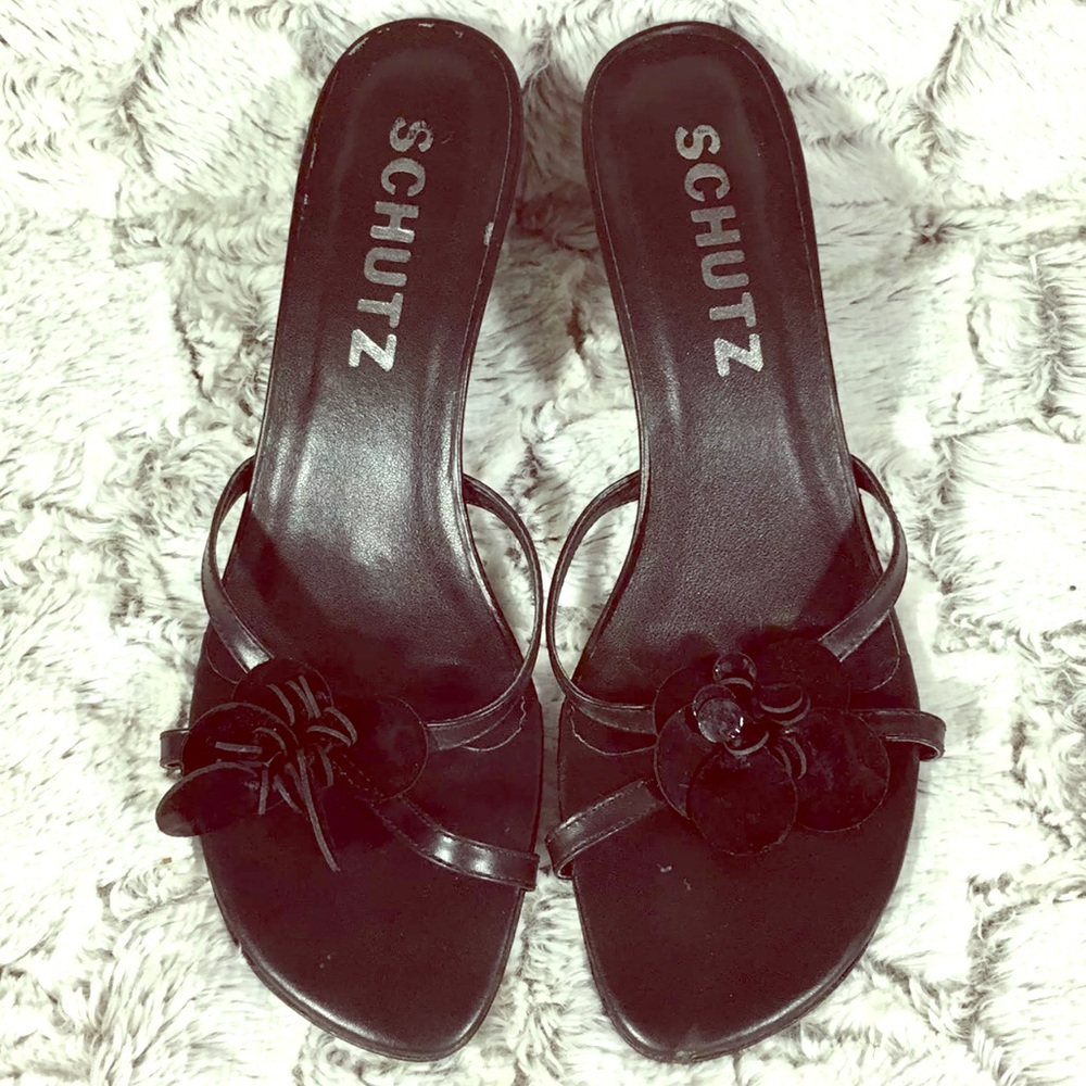Schutz Black Dressy Floral Low Kitten Heels Sz. 8